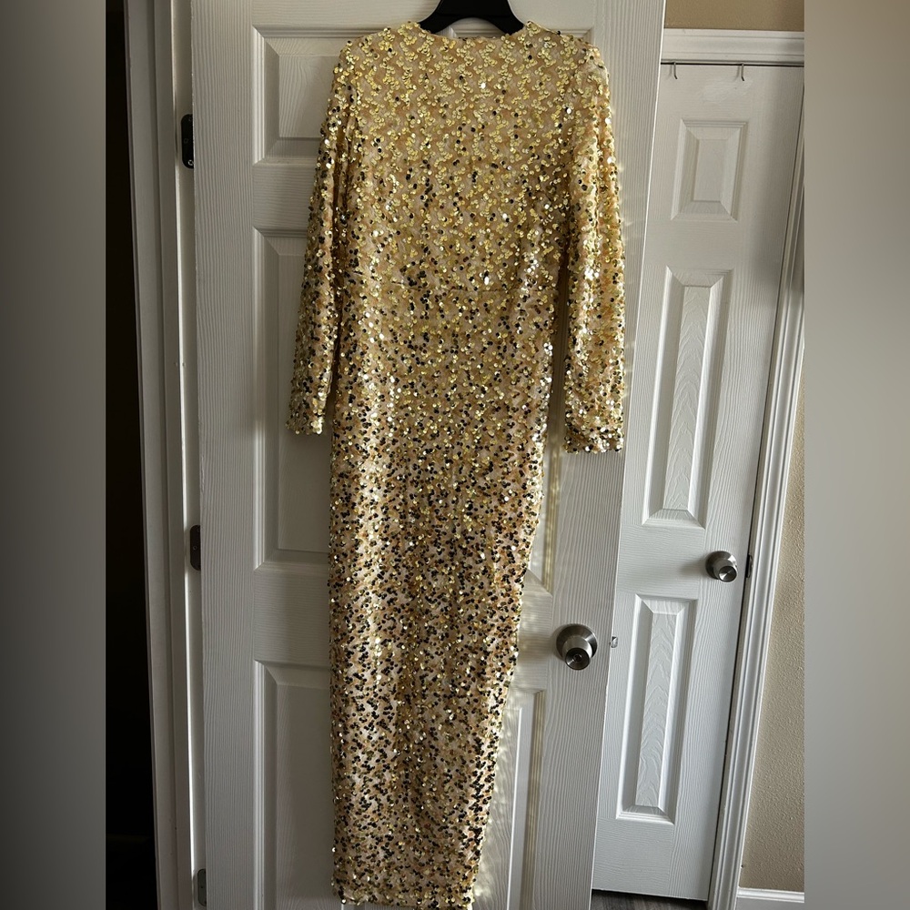 Fashion Nova Gold Sequin Long Sleeve Sheath Dress